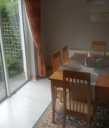 4 Bed Detached House In